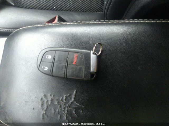 3C4PDCGB3FT517767 Dodge Journey Crossroad
