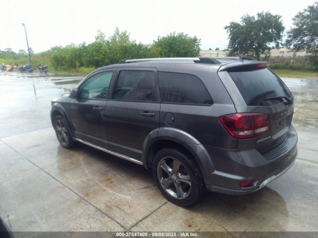 3C4PDCGB3FT517767 Dodge Journey Crossroad