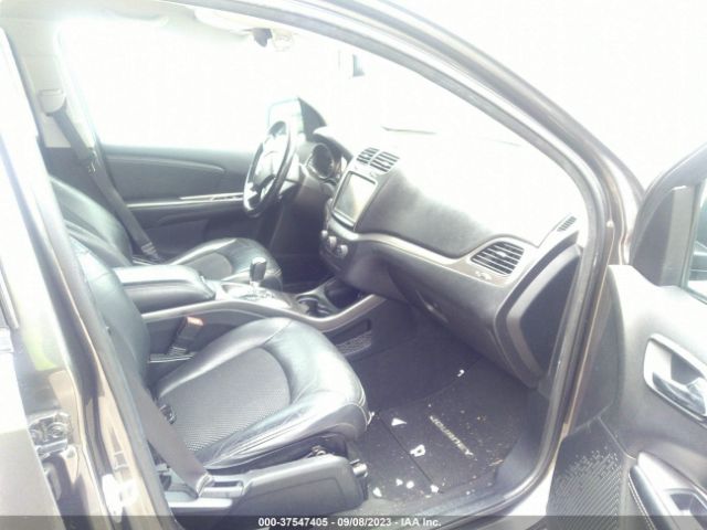 3C4PDCGB3FT517767 Dodge Journey Crossroad