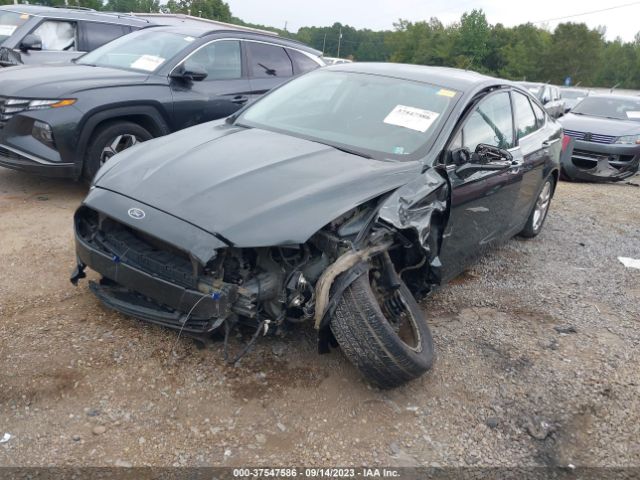 3FA6P0H72FR145840 Ford FUSION SE