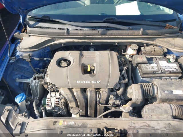 2018 HYUNDAI ELANTRA SE VIN: 5NPD74LF7JH323826