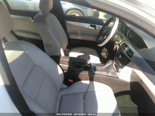 WDDGF4HB7EA948946 Mercedes-Benz C-class C 250