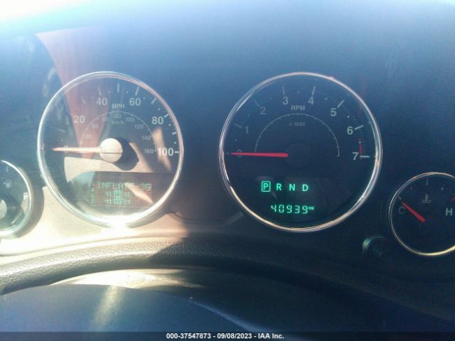 1C4BJWEG5GL333818 Jeep Wrangler Unlimited Sahara