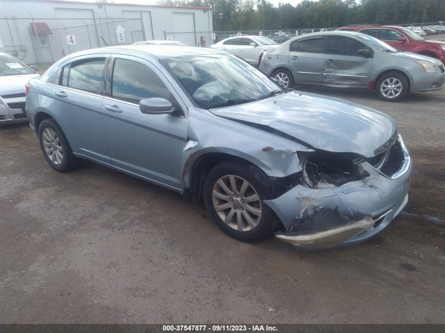 2013 CHRYSLER 200 1C3CCBBB6DN579409 Photo 0