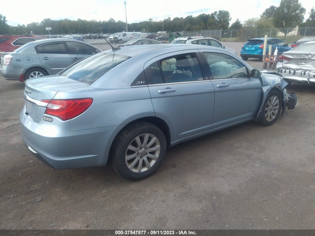 2013 CHRYSLER 200 1C3CCBBB6DN579409 Photo 3