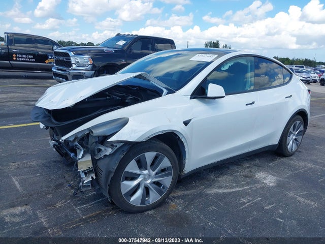 5YJYGAEE0MF193752 Tesla Model Y Long Range