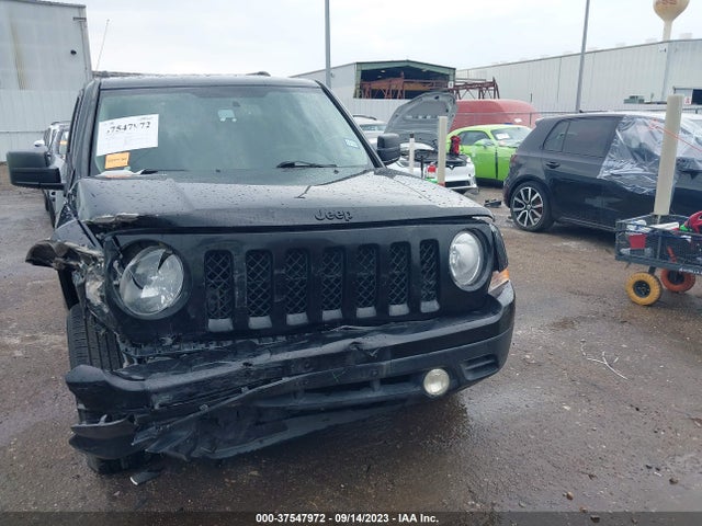 1C4NJPBAXED893960 Jeep Patriot Altitude