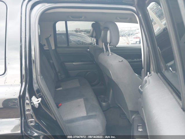 1C4NJPBAXED893960 Jeep Patriot Altitude