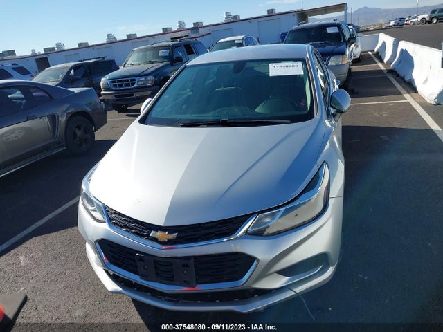 Chevrolet CRUZE LT 2018 1G1BE5SMXJ7190043 Image 12