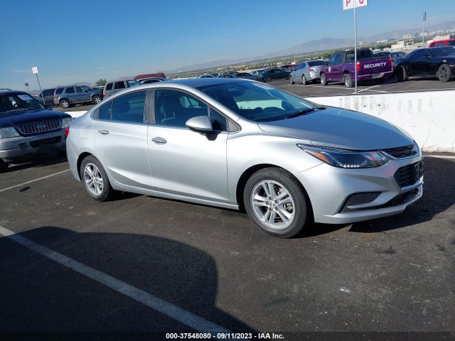 Chevrolet CRUZE LT 2018 1G1BE5SMXJ7190043 Image 13