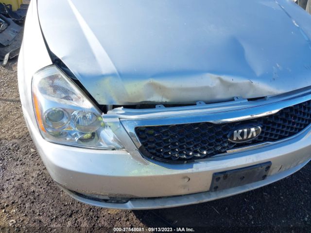 KNDMG4C72E6564668 KIA SEDONA LX