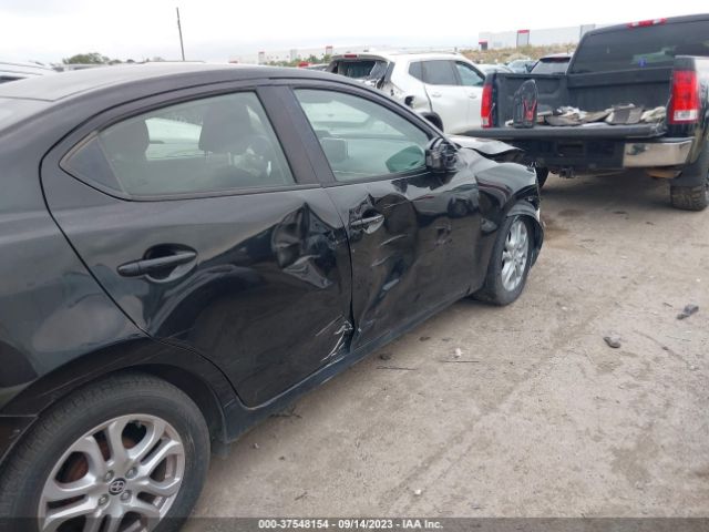 3MYDLBZV3GY105443 Scion IA