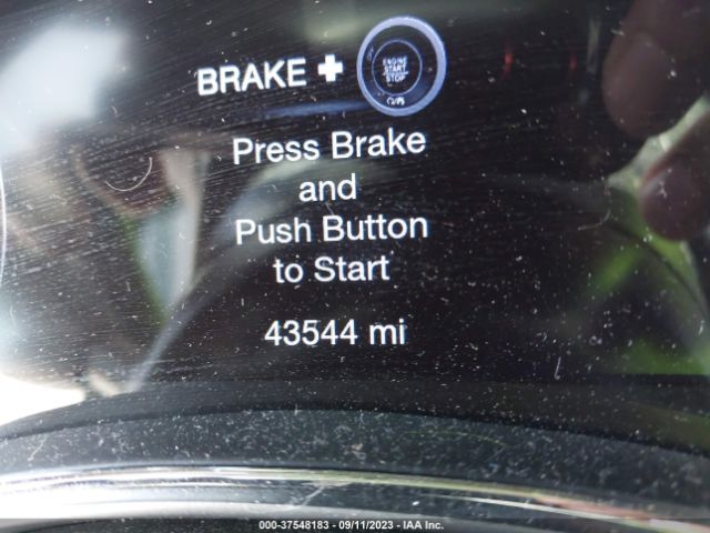 1C4RJEAG8KC699196 Jeep Grand Cherokee Altitude