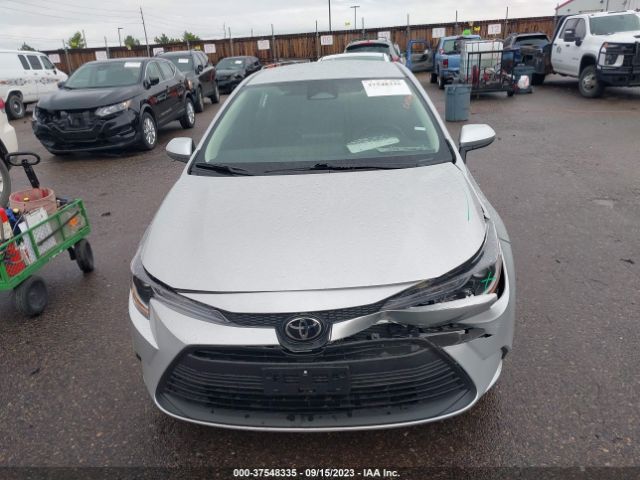 5YFB4MDE7PP036553 Toyota COROLLA LE