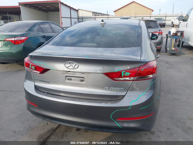 2018 HYUNDAI ELANTRA SEL VIN: 5NPD84LF2JH371781