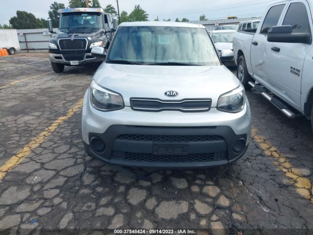 KNDJN2A25K7019719 KIA Soul Base