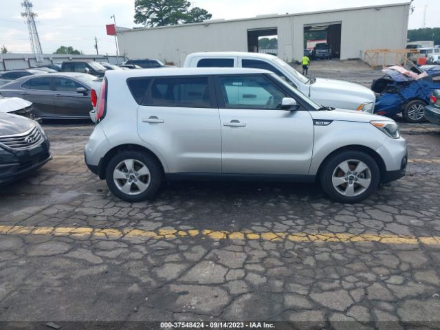 KNDJN2A25K7019719 KIA Soul Base