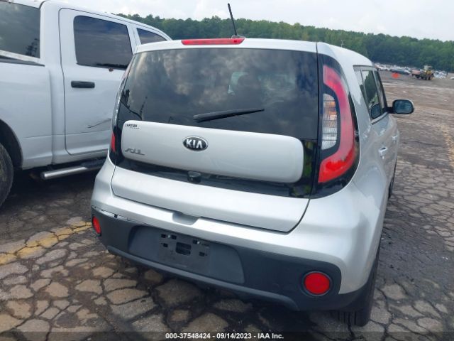 KNDJN2A25K7019719 KIA Soul Base