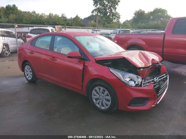 2022 3KPC24A60NE160928 main image