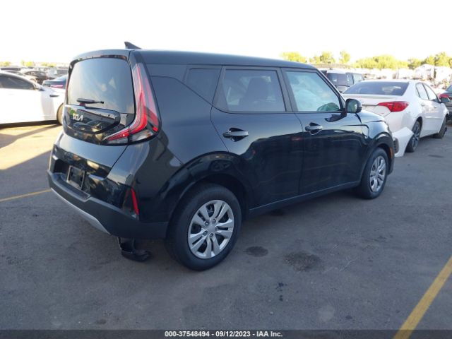 KNDJ23AU3P7856279 KIA SOUL LX