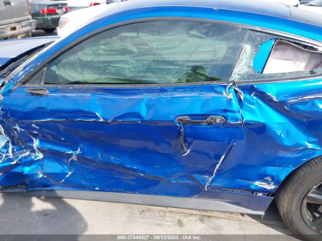 1FA6P8AM3H5333366 Ford Mustang V6
