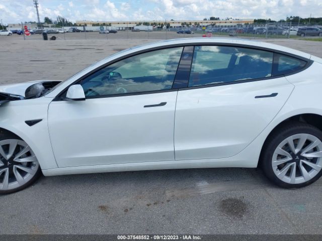 5YJ3E1EA9PF564926 Tesla MODEL 3