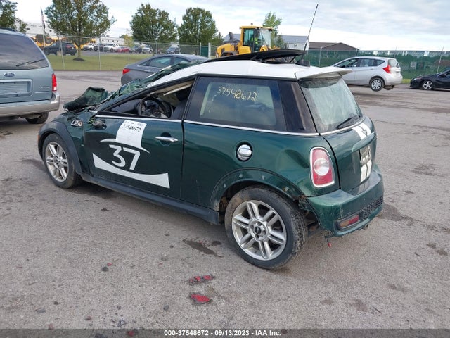 2012 MINI COOPER S WMWSV3C55CTY28113 Photo 2