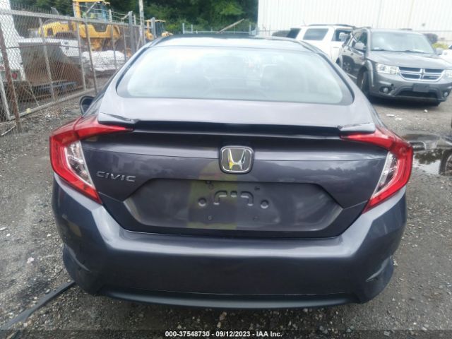 19XFC2F55GE215245 Honda Civic Sedan Lx