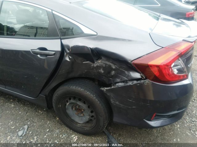 19XFC2F55GE215245 Honda Civic Sedan Lx
