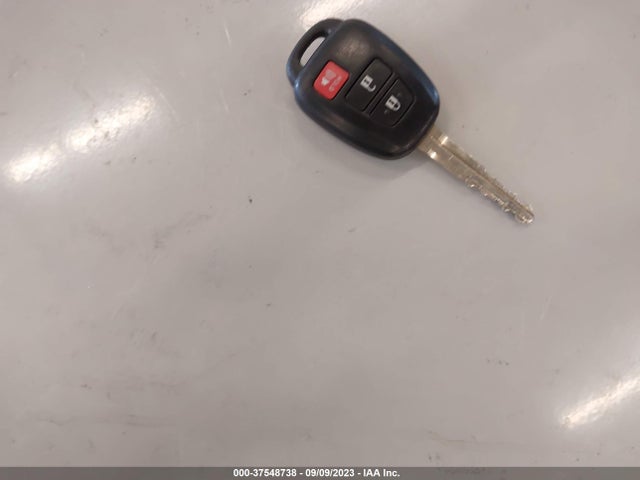 Toyota Prius C One/two/three/four 2015 JTDKDTB37F1098307 Image 11