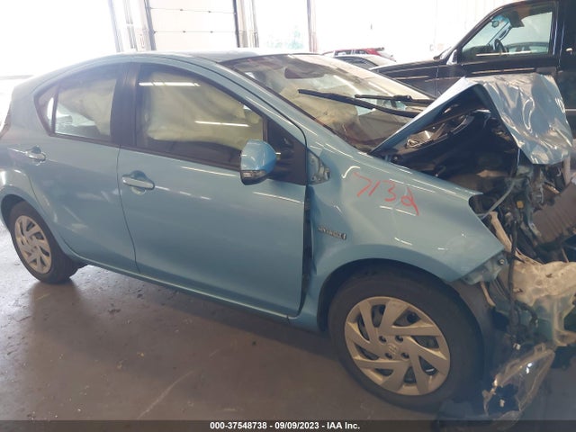 Toyota Prius C One/two/three/four 2015 JTDKDTB37F1098307 Image 14