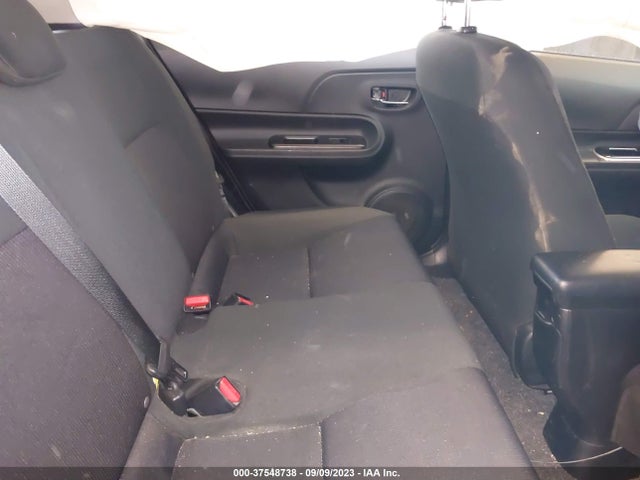 Toyota Prius C One/two/three/four 2015 JTDKDTB37F1098307 Image 8