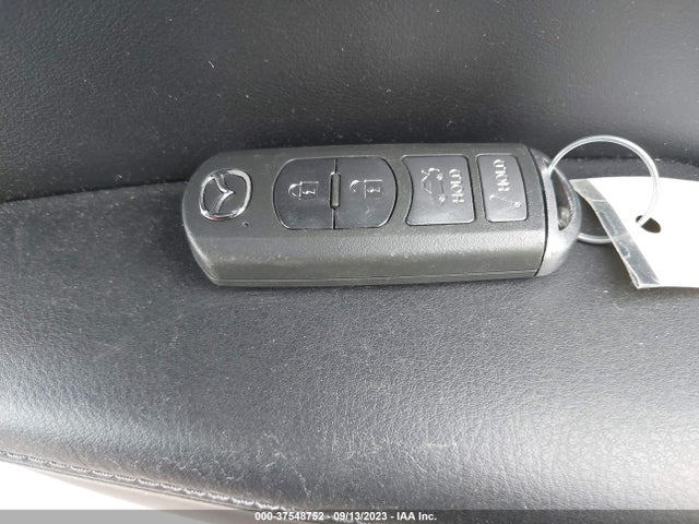 Mazda MAZDA6 2018 JM1GL1VM3J1322473 Image 11