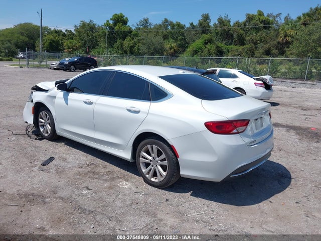 Chrysler 200 Limited 2015 1C3CCCAB2FN566831 Image 3