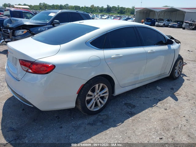 Chrysler 200 Limited 2015 1C3CCCAB2FN566831 Image 4