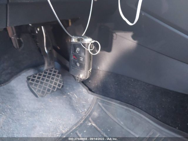 2020 VOLKSWAGEN TIGUAN 3VV2B7AX1LM030215 Photo 10