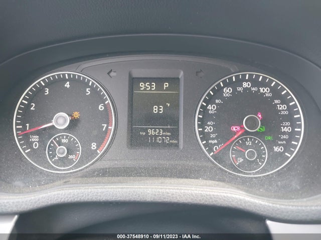 1VWAT7A34FC120921 Volkswagen Passat 1.8t Limited Edition