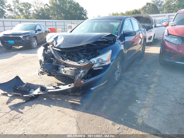 Nissan Altima 2.5 S 2015 1N4AL3AP0FN901783 Image 2