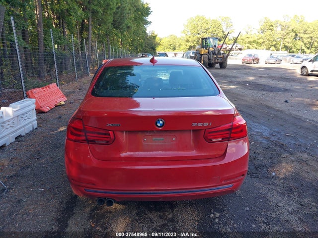 BMW 328i Xdrive 2016 WBA8E3G55GNT76422 Image 16
