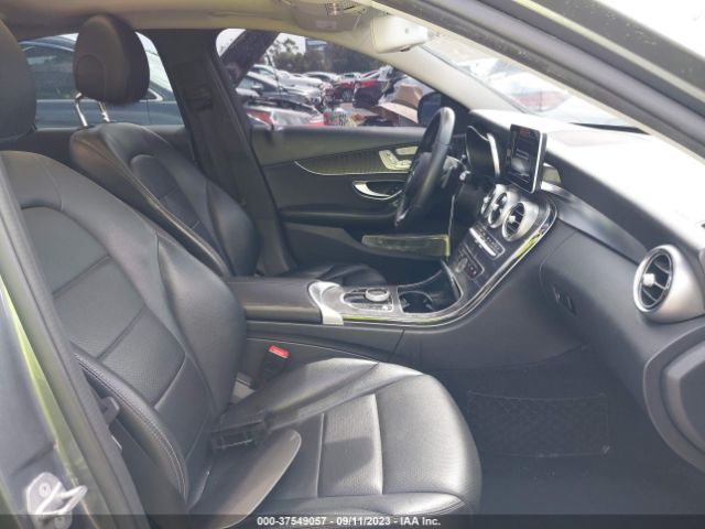 55SWF4JB0HU181211 Mercedes-Benz C-class C 300