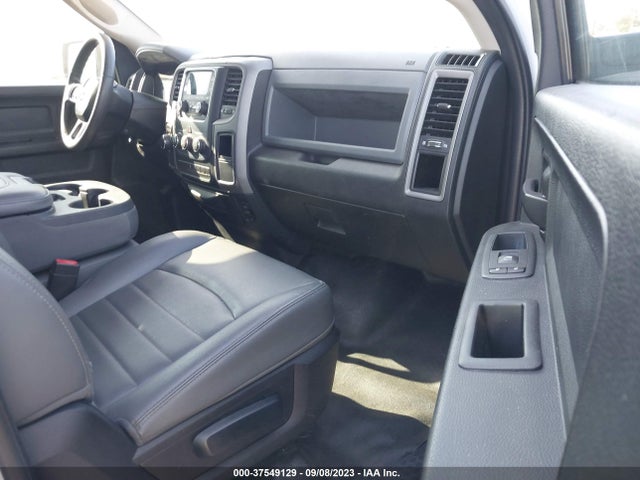 1C6RR6FG2KS733377 RAM 1500 Classic Tradesman