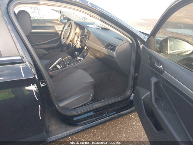 3VWC57BU6MM005324 Volkswagen Jetta S/se/r-line