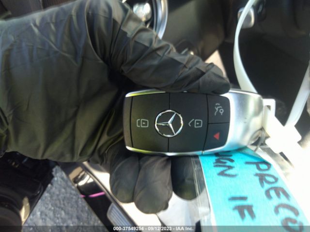 W1KWF8DBXMR610207 Mercedes-Benz C-class C 300