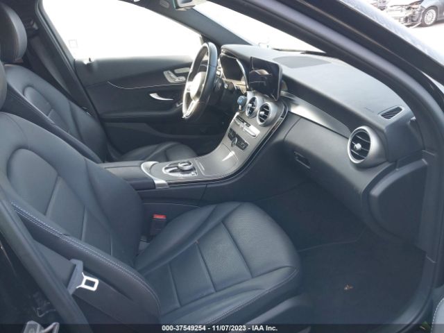 W1KWF8DBXMR610207 Mercedes-Benz C-class C 300