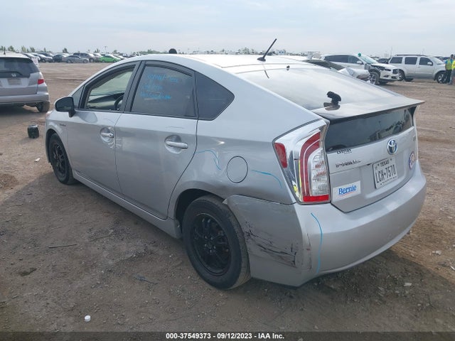 Toyota Prius Four 2015 JTDKN3DU0F0435604 Image 3