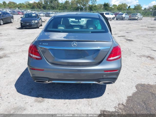 WDDZF4JB1KA563235 Mercedes-Benz E-class E 300