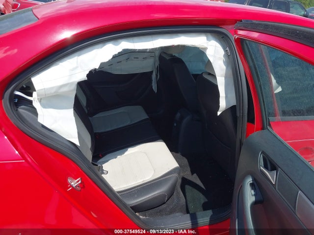 3VWD17AJ4GM369740 Volkswagen Jetta Sedan 1.8t Sport