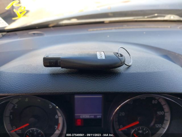 2C4RDGEG2KR710990 Dodge Grand Caravan Gt