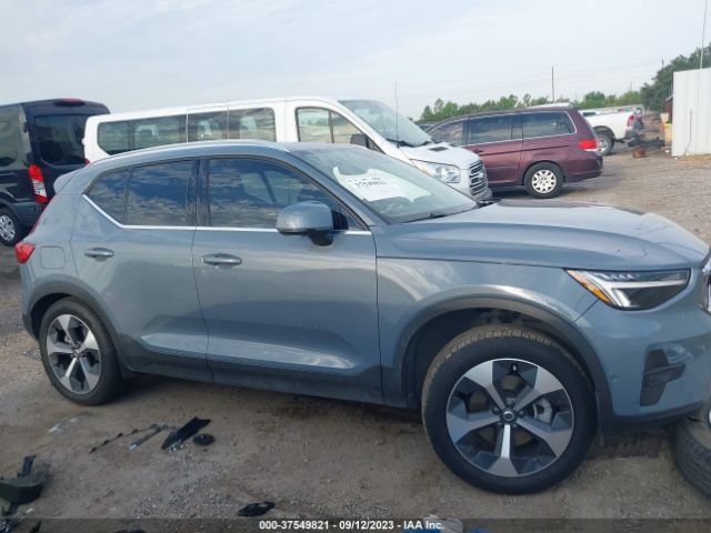 YV4L12UNXP2928163 Volvo Xc40 Plus Bright Theme