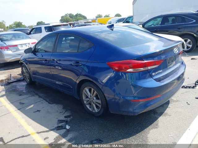 Hyundai ELANTRA SEL 2018 5NPD84LF1JH256301 Image 3